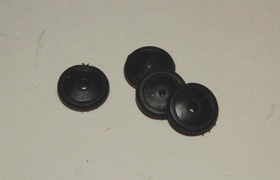 Dinky 35 Series 10mm Black Smooth Tires (10-1)