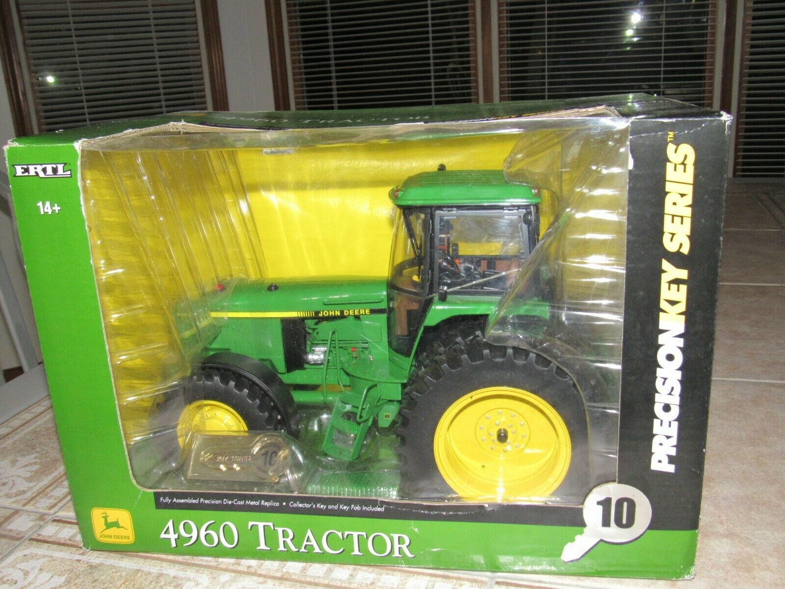 ERTL PRECISION KEY #10 JOHN DEERE 4960 TRACTOR - NIB - NEVER DISPLAYED